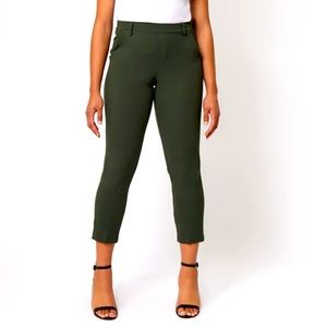 Cute & Comfy Cropped Pants